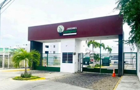 BONITOS DEPARTAMENTOS EN FRACCIONAMIENTO JARDINES DE SALAGUA